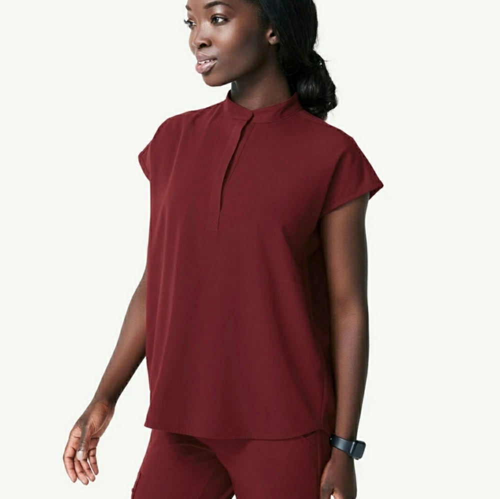 Figs Burgundy Rafaela Scrub Top, Small, like new